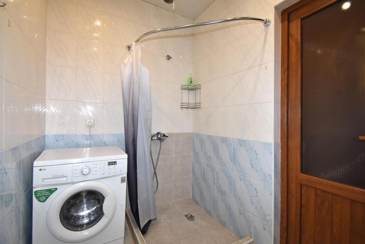 Armenak Apartment 5-Комнатная Jerevan Eksteriør bilde