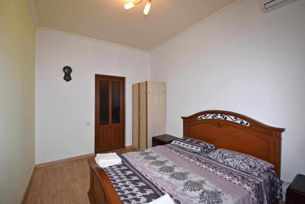 Armenak Apartment 5-Комнатная Jerevan Eksteriør bilde