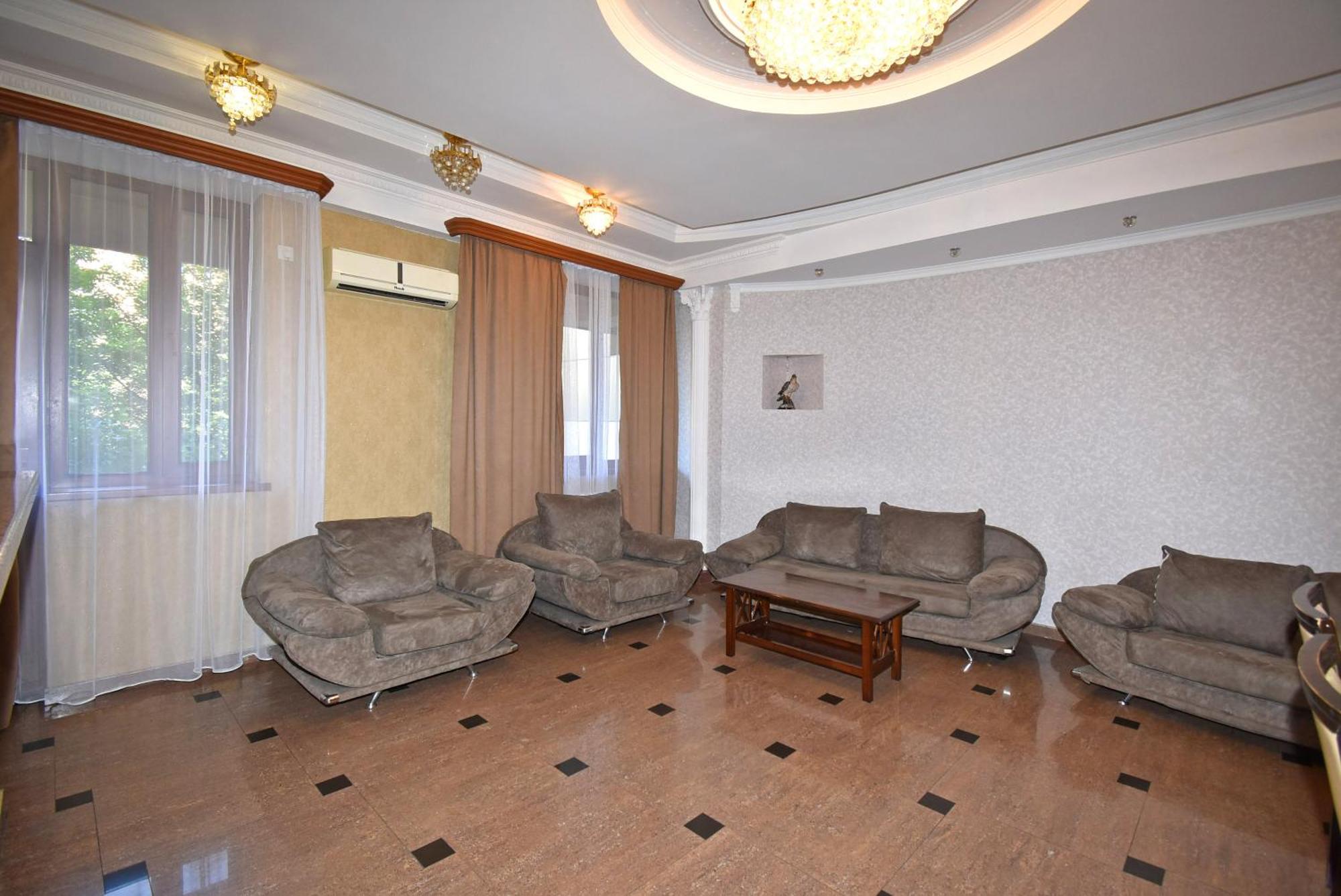 Armenak Apartment 5-Комнатная Jerevan Eksteriør bilde
